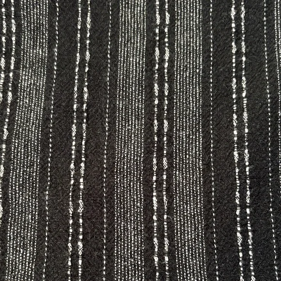 Briggs New York Black Striped Crop Pants - Picture 11 of 12